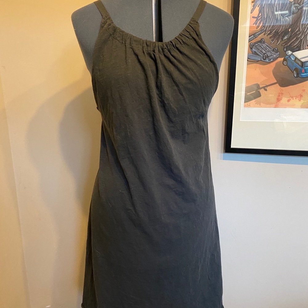🤩3/$25 Drapey dress for all seasons